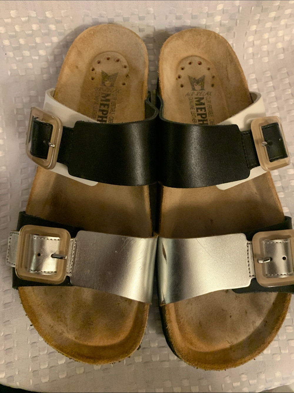 Mephisto Madison dual band Velcro closure womenβs slide sandals, size 9.